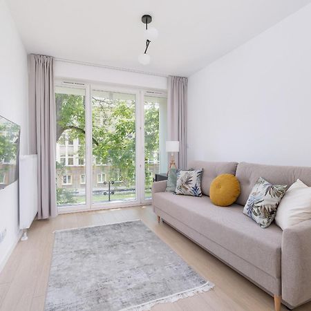 Krowoderska Apartment With Balcony Near City Center By Rent Like Home คราคูฟ ภายนอก รูปภาพ